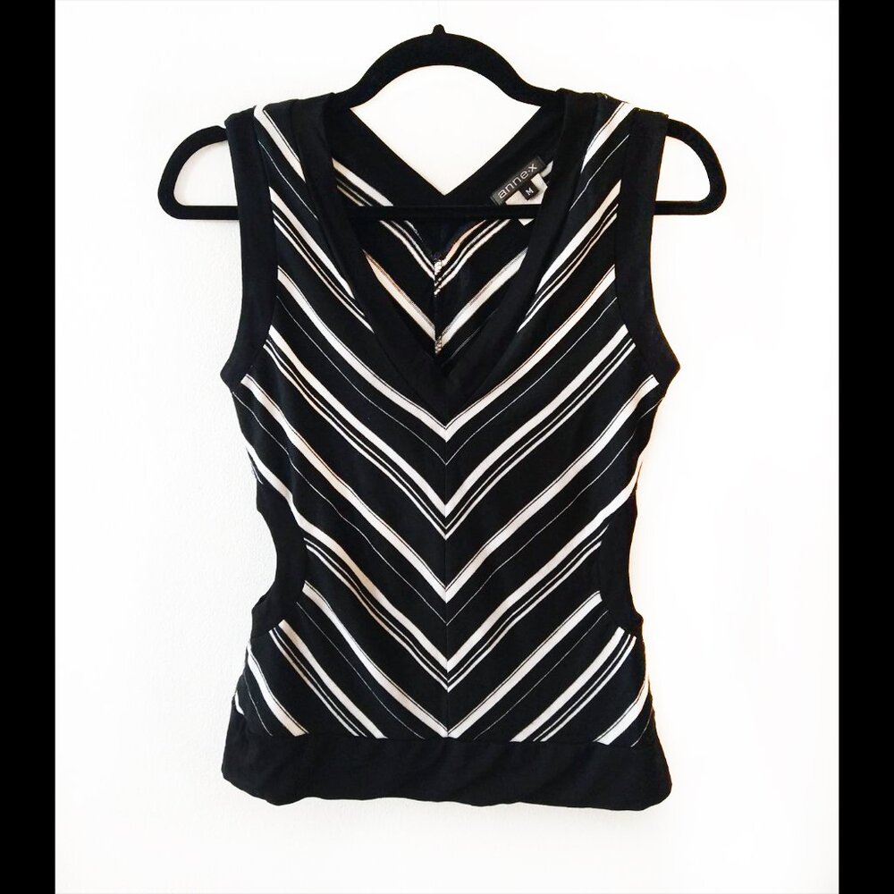 Black & White Striped V-Neck Tank Top with Side Cut-outs, Women's M